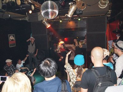 DNT6th_008.jpg